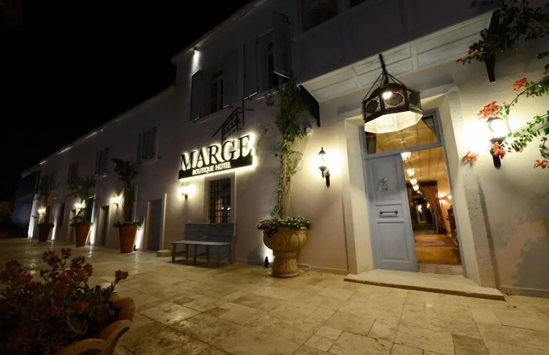 Marge Hotel-1